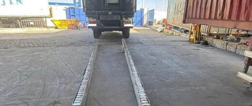 إسبانيا تحبط تهريب أكثر من طنين من الحشيش عبر ست شاحنات قادمة من المغرب