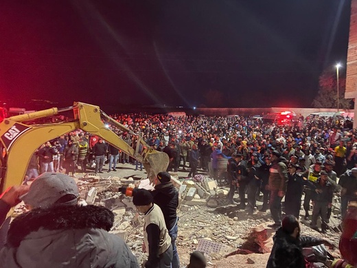 النيابة العامة تفتح تحقيقا بعد انهيار بنايتين في فاس أسفر عن 22 قتيلا