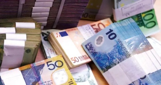 المغرب يسجل مستوى قياسيًا في احتياطيات العملة الصعبة المغرب يسجل مستوى قياسيًا في احتياطيات العملة الصعبة