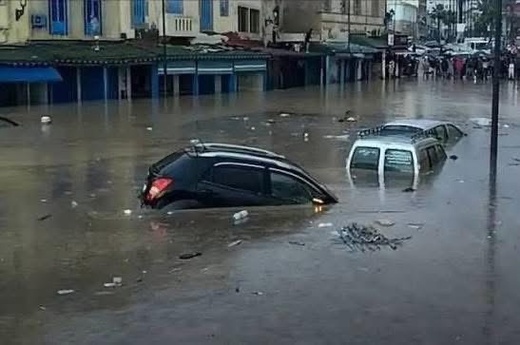 فيضانات آسفي تخلف 21 وفاة على الأقل إلى حدود اللحظة فيضانات آسفي تخلف 21 وفاة على الأقل إلى حدود اللحظة