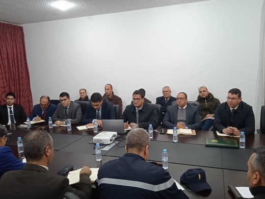 اجتماع طارئ للجنة اليقظة والتتبع بالحسيمة استعدادا للأمطار المرتقبة اجتماع طارئ للجنة اليقظة والتتبع بالحسيمة استعدادا للأمطار المرتقبة