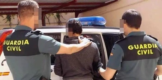 إدانة مهاجر مغربي ب13 سجنا عذب زوجته بدعوى معاقبتها إدانة مهاجر مغربي ب13 سجنا عذب زوجته بدعوى معاقبتها