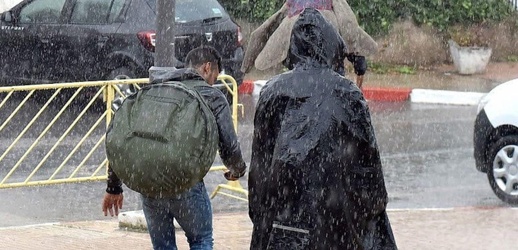 طقس بارد بالجهة الشرقية وأمطار بالريف اليوم السبت