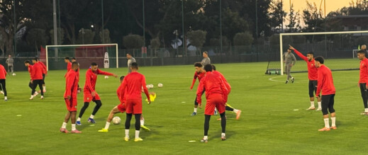 أسود الأطلس يختتمون تحضيراتهم بآخر حصة تدريبية قبل مواجهة الغد