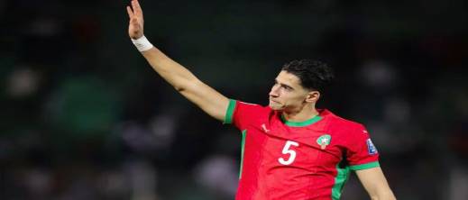 فحوصات طبية عاجلة للاعب نايف أكرد بعد إصابة مباراة الافتتاح