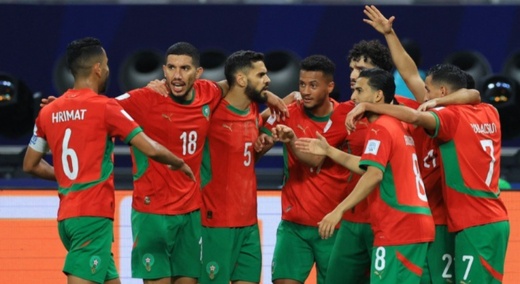 الموت يفجع لاعب المنتخب الوطني في والده