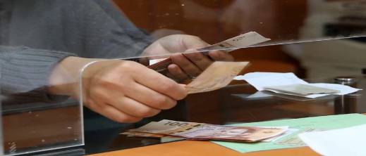 الحكومة تصادق على دعم خاص للأطفال اليتامى والمهملين: 500 درهم شهريا لكل طفل الحكومة تصادق على دعم خاص للأطفال اليتامى والمهملين: 500 درهم شهريا لكل طفل