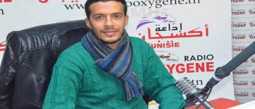 صحافي تونسي يدعي انقطاع الكهرباء بمركب مولاي عبد الله وكاميرات الصحافة توثق "الحقيقة"