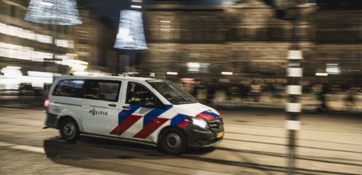 هولندا.. إخلاء خمسون منزلا إثر العثور على متفجرات هولندا.. إخلاء خمسون منزلا إثر العثور على متفجرات