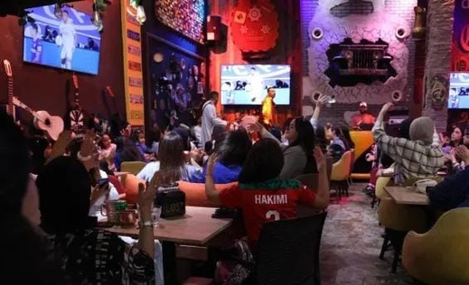 زيادات صادمة في أسعار المقاهي خلال “الكان” تجرّ انتقادات واسعة وتستدعي تدخل السلطات