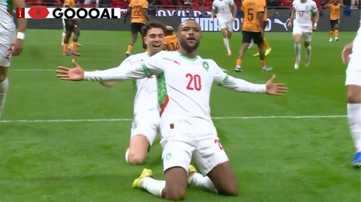 المنتخب الوطني يتقدم على زامبيا بهدفين دون رد في نهاية الشوط الأول المنتخب الوطني يتقدم على زامبيا بهدفين دون رد في نهاية الشوط الأول