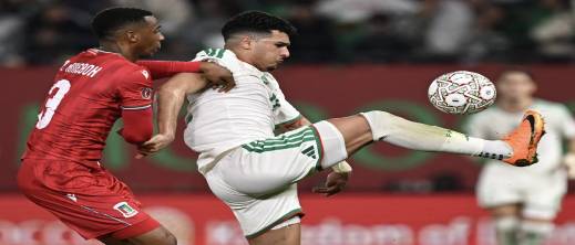 الكاف تستعين بالكاميرات لاسترجاع كرات مسروقة من داخل مستودع ملابس المنتخب الجزائري الكاف تستعين بالكاميرات لاسترجاع كرات مسروقة من داخل مستودع ملابس المنتخب الجزائري