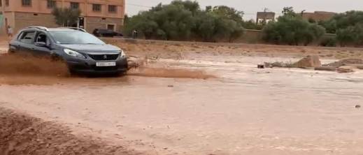 بعد نشرة إنذارية حمراء.. وزارة الداخلية تدق ناقوس الخطر: التزموا الحذر وتجنبوا المجازفة