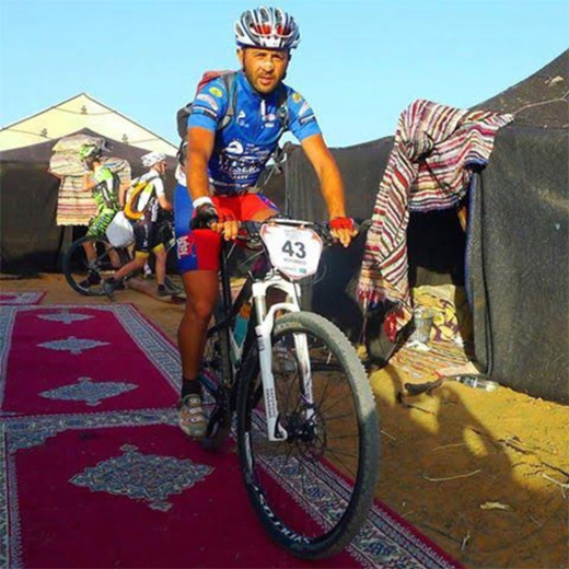 الدراج الدخيسي الذي خاض معظم تداربيه بالريف أبرز الوجوه المشاركة في السباق الدولي تيتن ديزرت الدراج الدخيسي الذي خاض معظم تداربيه بالريف أبرز الوجوه المشاركة في السباق الدولي تيتن ديزرت