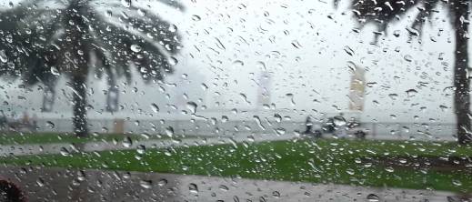 نشرة إنذارية تشمل الناظور، الحسيمة والدريوش.. أمطار غزيرة ودرجة الحرارة دون الصفر