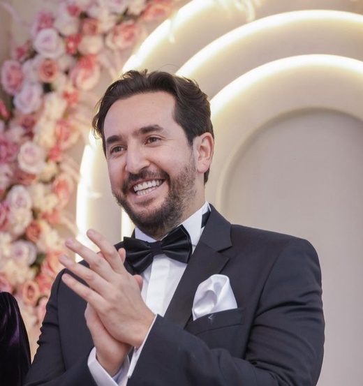 زواج مبارك للزميل محمد الزيزاوي وحرمه المصون السيدة هاجر مكنيف زواج مبارك للزميل محمد الزيزاوي وحرمه المصون السيدة هاجر مكنيف