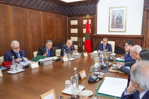 الحكومة تصادق على مشروع قانون تنظيم مهنة المحاماة وتُحدث أكاديمية لمهن الطيران