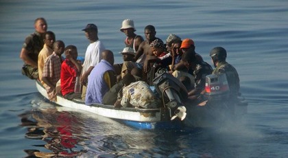 استنفار قبالة ساحل الناظور بحثا عن 40 مهاجرا استنفار قبالة ساحل الناظور بحثا عن 40 مهاجرا