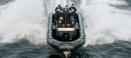 الدرك الملكي بالناظور يوقف 30 مهاجرا ويكشف شبكات تهريب عبر “الفانطوم” الدرك الملكي بالناظور يوقف 30 مهاجرا ويكشف شبكات تهريب عبر “الفانطوم”