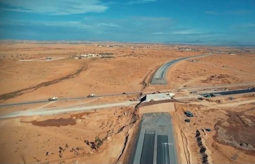 تقدم ملحوظ في أشغال الطريق السيار الرابط بين جرسيف وميناء الناظور الجديد تقدم ملحوظ في أشغال الطريق السيار الرابط بين جرسيف وميناء الناظور الجديد