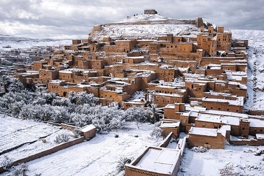 ثلوج غير مسبوقة تغطي قمم الريف وتسجل أرقامًا قياسية بالحسيمة 