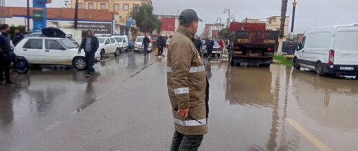 بتعليمات ملكية.. القوات المسلحة تنصب خيامًا لإيواء متضرري فيضانات القصر الكبير