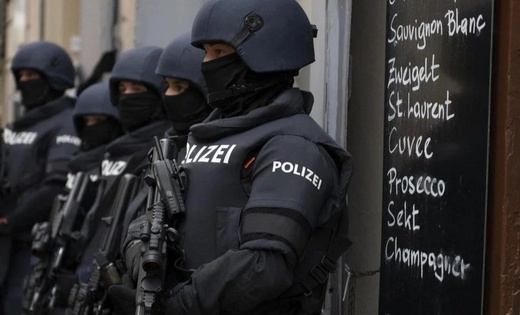 تعاون مغربي نمساوي يطيح بشخص موالي لتنظيم داعش الإرهابي تعاون مغربي نمساوي يطيح بشخص موالي لتنظيم داعش الإرهابي