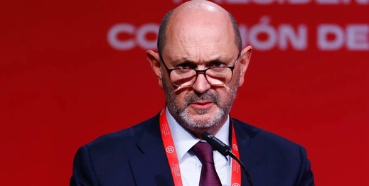 رئيس الاتحاد الإسباني يتراجع عن تصريحاته بشأن حسم استضافة نهائي مونديال 2030 لصالح إسبانيا رئيس الاتحاد الإسباني يتراجع عن تصريحاته بشأن حسم استضافة نهائي مونديال 2030 لصالح إسبانيا