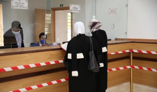 المحامون يصعدون ويستمرون في التوقف عن تقديم خدماتهم المحامون يصعدون ويستمرون في التوقف عن تقديم خدماتهم