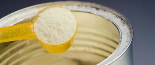 من جديد.. فرنسا تتحرك لسحب حليب أطفال من الأسواق