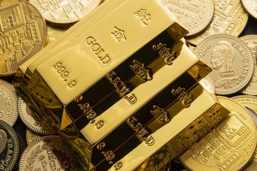 أسعار الذهب تتراجع بفعل صعود الدولار وترقب قرارات الاحتياطي الفيدرالي أسعار الذهب تتراجع بفعل صعود الدولار وترقب قرارات الاحتياطي الفيدرالي