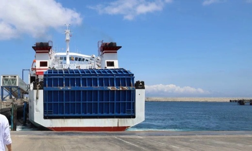 اضطرابات جوية قوية تعطل حركة السفن بين المغرب وإسبانيا اضطرابات جوية قوية تعطل حركة السفن بين المغرب وإسبانيا