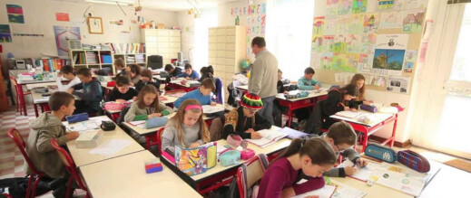 توقيف مدرس بفرنسا إثر شبهات اعتداءات على أطفال مغاربة