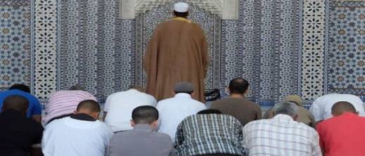 توزيع 320 واعظا وإماما على 14 دولة لمواكبة المغاربة المقيمين بالخارج في رمضان