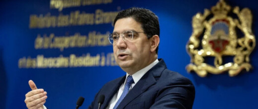 بوريطة يعرض مبادرة الحكم الذاتي للصحراء أمام الجزائر بحضور أمريكا في مدريد