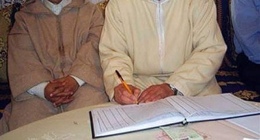 بعد المحامين.. العدول يغلقون مكاتبهم ويتوقفون عن تقديم خدماتهم ليومين بعد المحامين.. العدول يغلقون مكاتبهم ويتوقفون عن تقديم خدماتهم ليومين