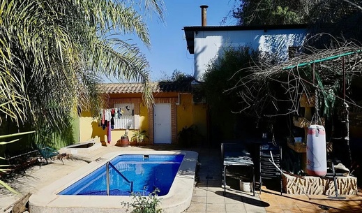 هيئات جمعوية بإسبانيا تدخل على خط احتجاز مغربية هيئات جمعوية بإسبانيا تدخل على خط احتجاز مغربية