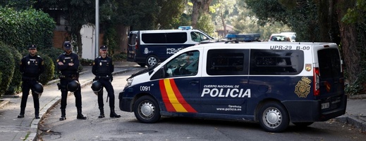 الشرطة الإسبانية توقف مبحوثاً عنه مغربيا للاشتباه في تهريب المهاجرين