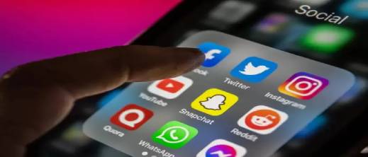 وزيرة التضامن تكشف خطة المغرب لحماية الأطفال من العنف الرقمي ومخاطر الإنترنت