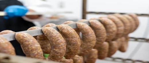 مستوردون مغاربة يقتنون 22 طنا من أمعاء الخنازير الروسية