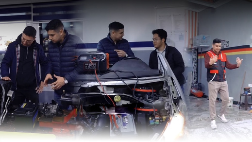 مهن رمضان (2).. كواليس تعلم مهنة تشخيص وإصلاح السيارات بالناظور مهن رمضان (2).. كواليس تعلم مهنة تشخيص وإصلاح السيارات بالناظور