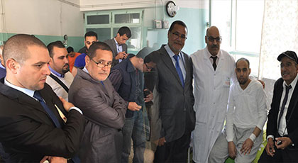 إعلاميون يزورون الزميل "حمادي مرسق" الذي يرقد بالمستشفى الحسني بالناظور إعلاميون يزورون الزميل "حمادي مرسق" الذي يرقد بالمستشفى الحسني بالناظور