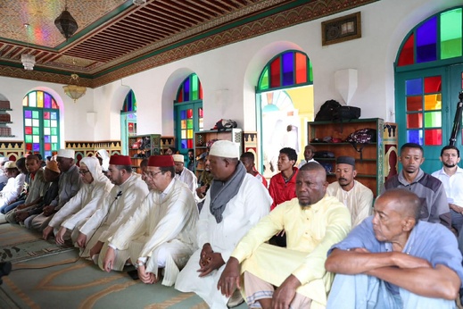 إحياء لذكرى وفاة جلالة الملك محمد الخامس طيب الله ثراه، وفد من مؤسسة محمد السادس للعلماء الأفارقة يقوم بزيارة إلى مدغشقر