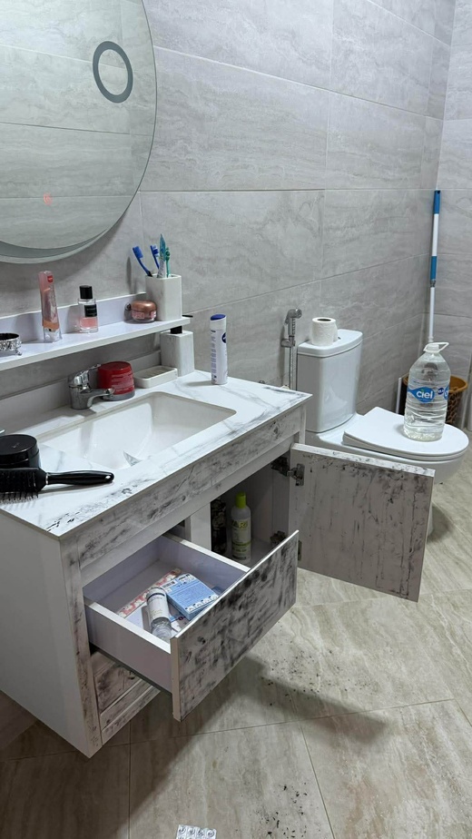 توقيف ثلاثيني من ذوي السوابق بعد سرقات استهدفت منازل الجالية بحي عاريض توقيف ثلاثيني من ذوي السوابق بعد سرقات استهدفت منازل الجالية بحي عاريض