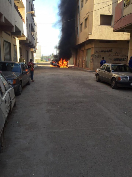 بالفيديو.. إحتراق سيارة بالكامل وسط مدينة بني نصار و غياب تام لرجال الوقاية المدينة بالفيديو.. إحتراق سيارة بالكامل وسط مدينة بني نصار و غياب تام لرجال الوقاية المدينة