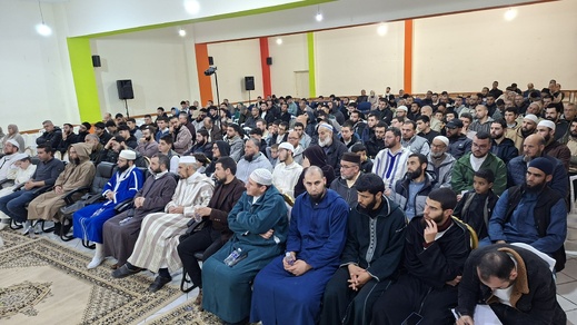 أمسية رمضانية بإمزورن تتضمن محاضرة للدكتور أبوزيد الإدريسي. أمسية رمضانية بإمزورن تتضمن محاضرة للدكتور أبوزيد الإدريسي.