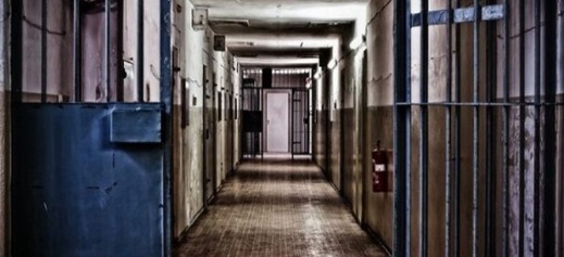 عائلات إسبانية تطالب بتسريع نقل سجناء من المغرب لقضاء عقوباتهم في إسبانيا عائلات إسبانية تطالب بتسريع نقل سجناء من المغرب لقضاء عقوباتهم في إسبانيا