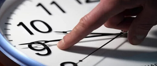 بعد 200 ألف توقيع.. عريضة إلغاء الساعة الإضافية تدخل مرحلة الحسم المؤسساتي