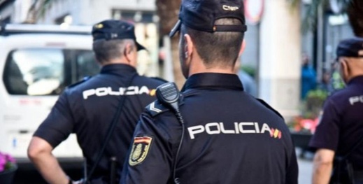 أنباء عن حملة مفاجئة في إسبانيا تربك المهاجرين المغاربة وتثير مخاوف بشأن التسوية