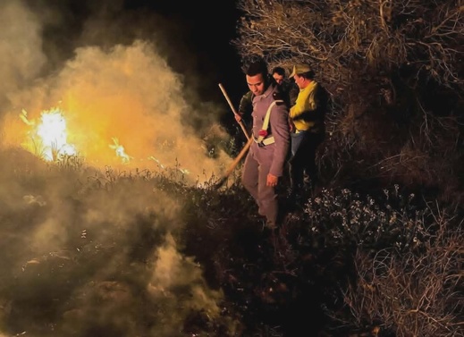 ألسنة اللهب تلتهم الغابات بالدريوش.. هل كانت “نزهة” وراء الحريق؟ ألسنة اللهب تلتهم الغابات بالدريوش.. هل كانت “نزهة” وراء الحريق؟